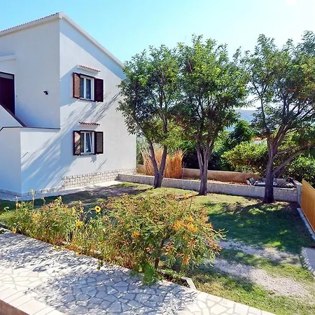 Apartment Rajko Pag Town