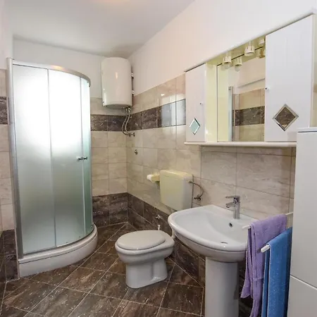 Apartment Rajko Pag Town