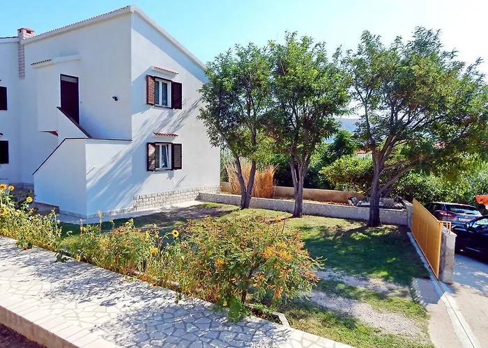 Apartment Rajko Pag Town