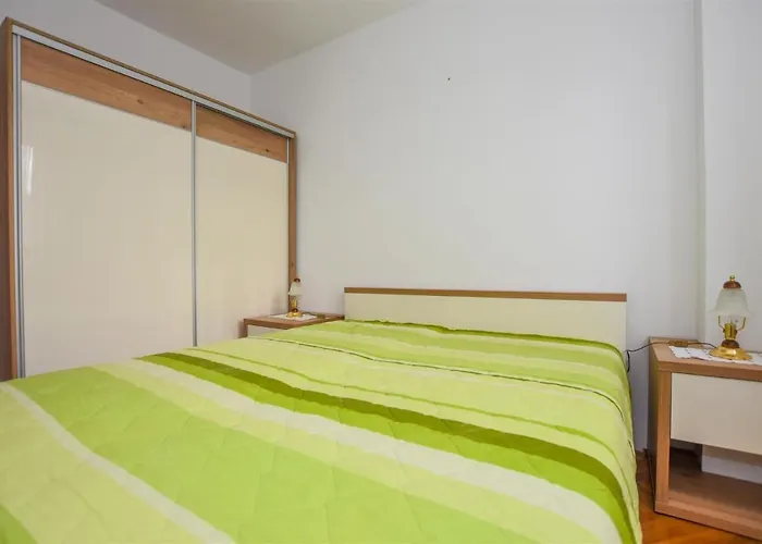 Rajko Apartment *