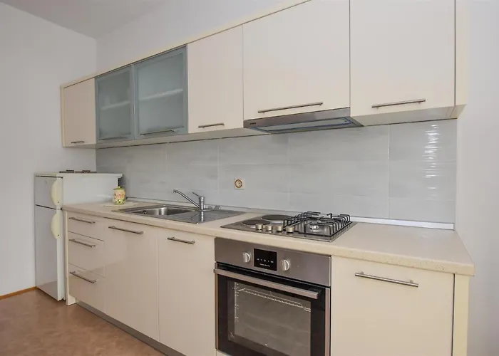 Rajko Apartment *